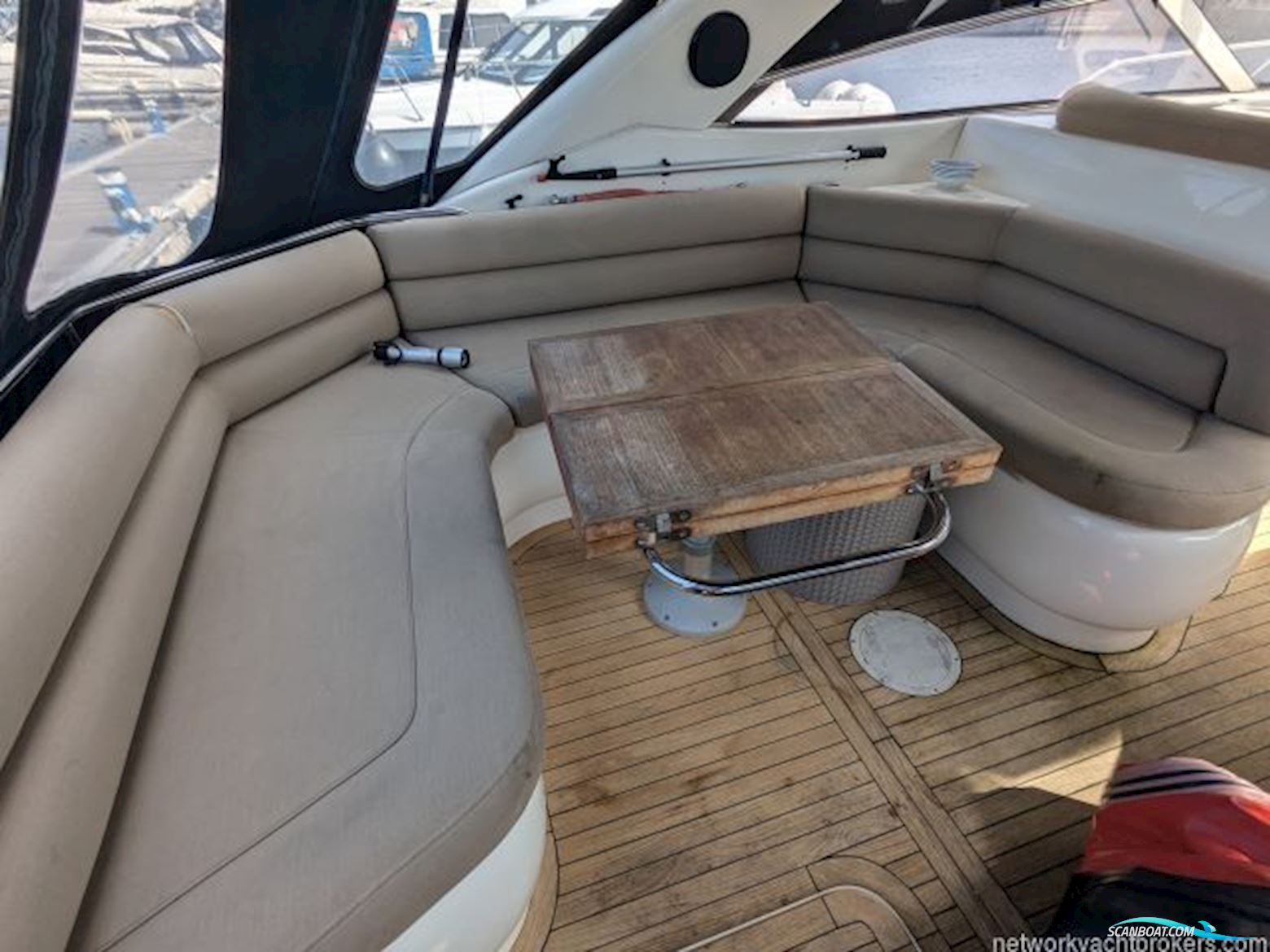 Sunseeker Portofino 400