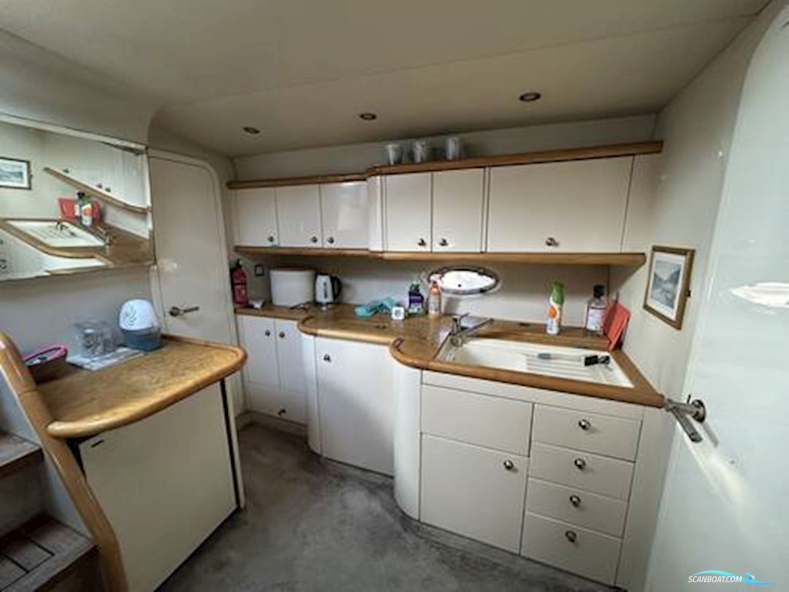 Sunseeker Portofino 400