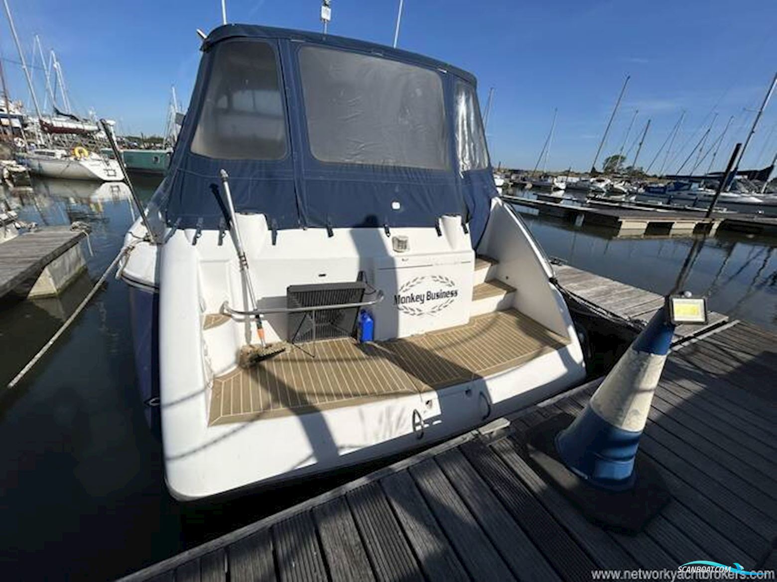 Sunseeker Portofino 400