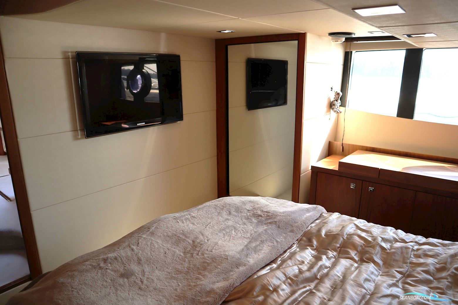 Sunseeker Portofino 48