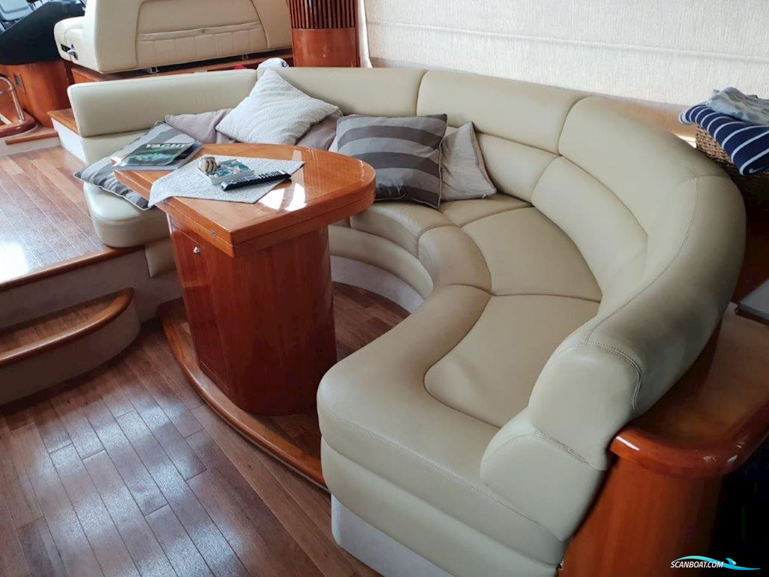 Sunseeker Predator 52