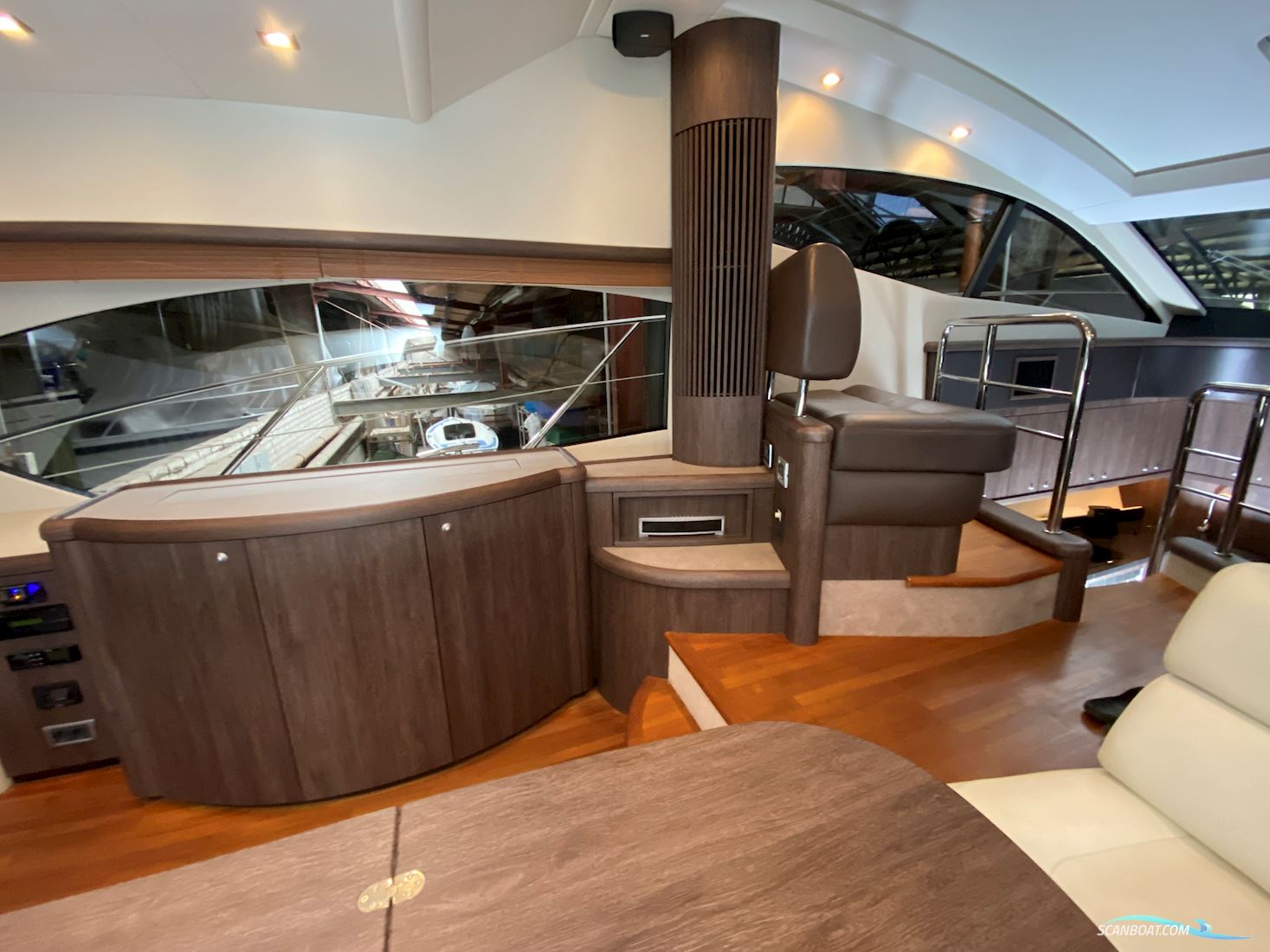 Sunseeker Predator 52