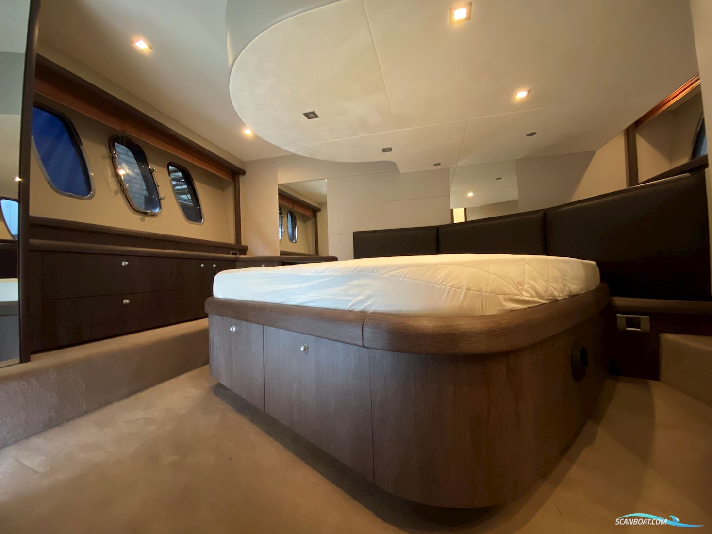 Sunseeker Predator 52