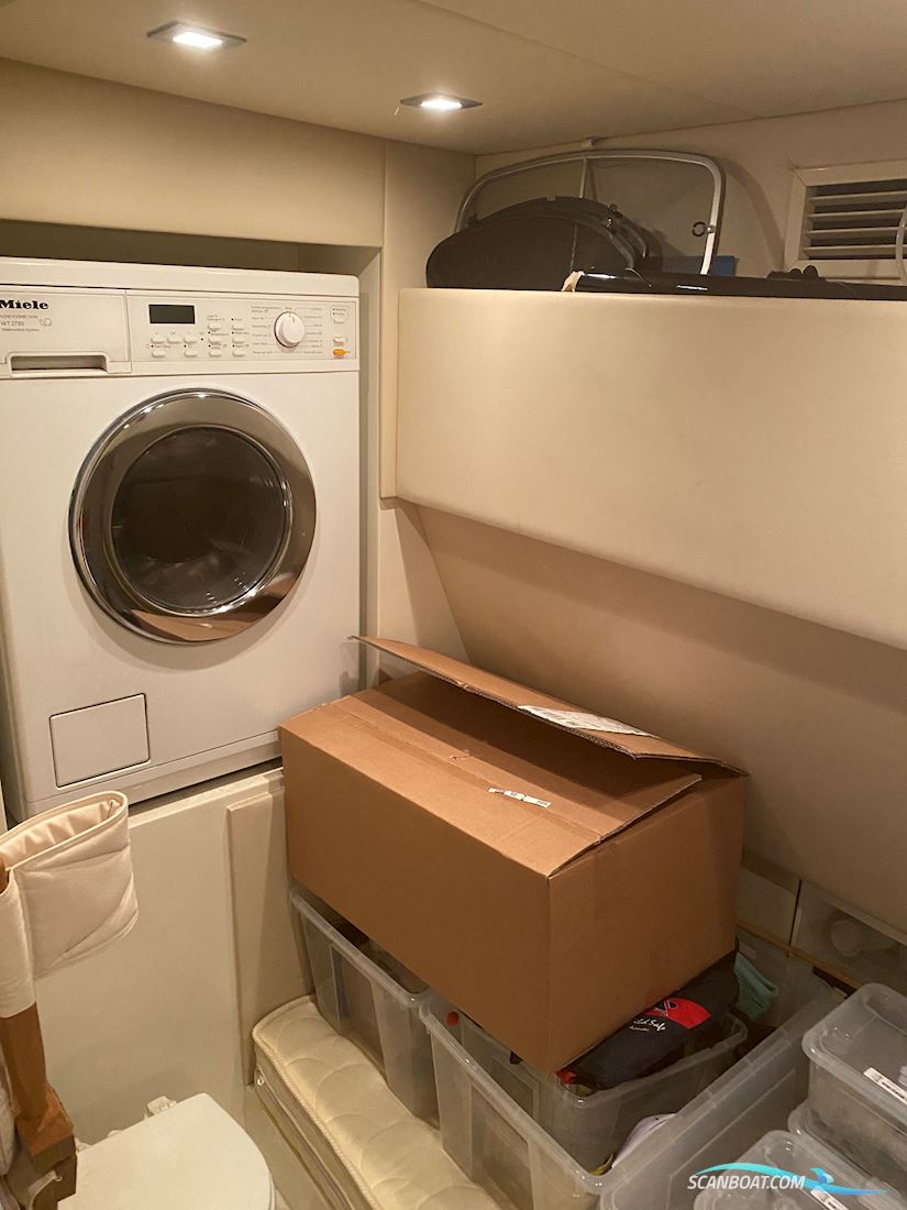 Sunseeker Predator 52