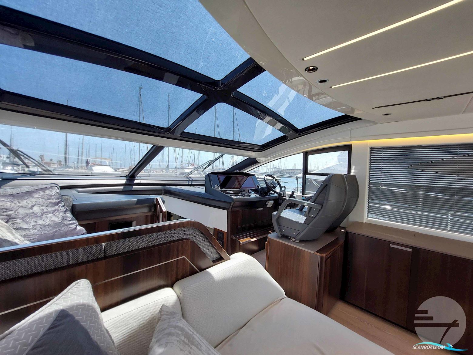 Sunseeker Predator 55 Evo
