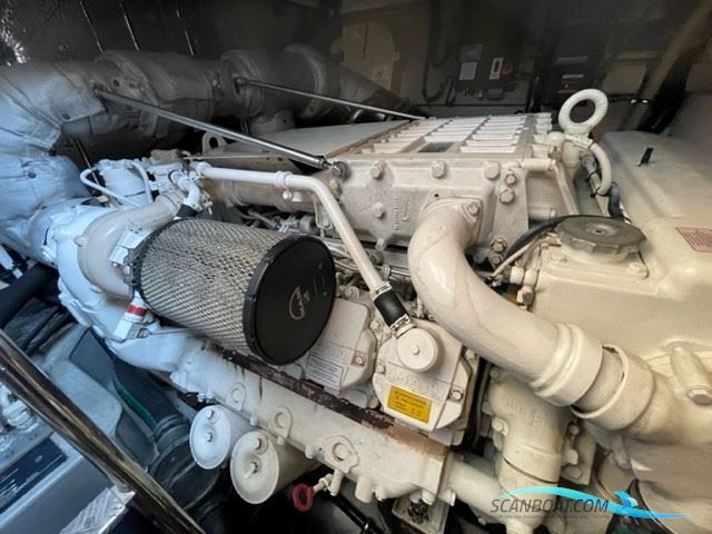 Sunseeker Predator 62