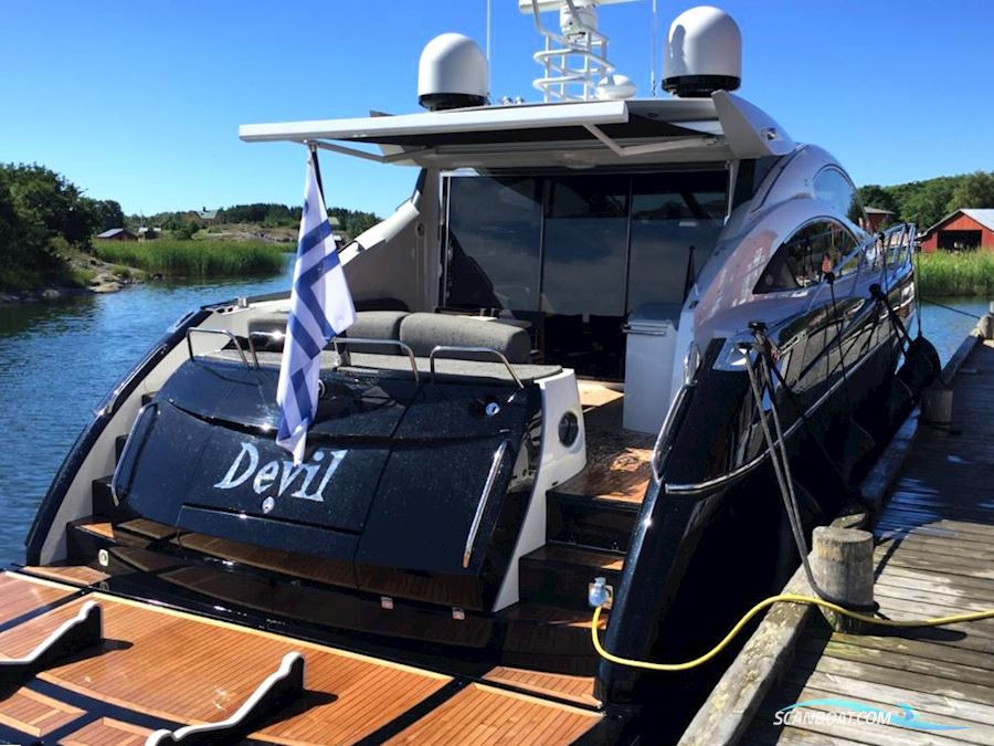 Sunseeker Predator 62