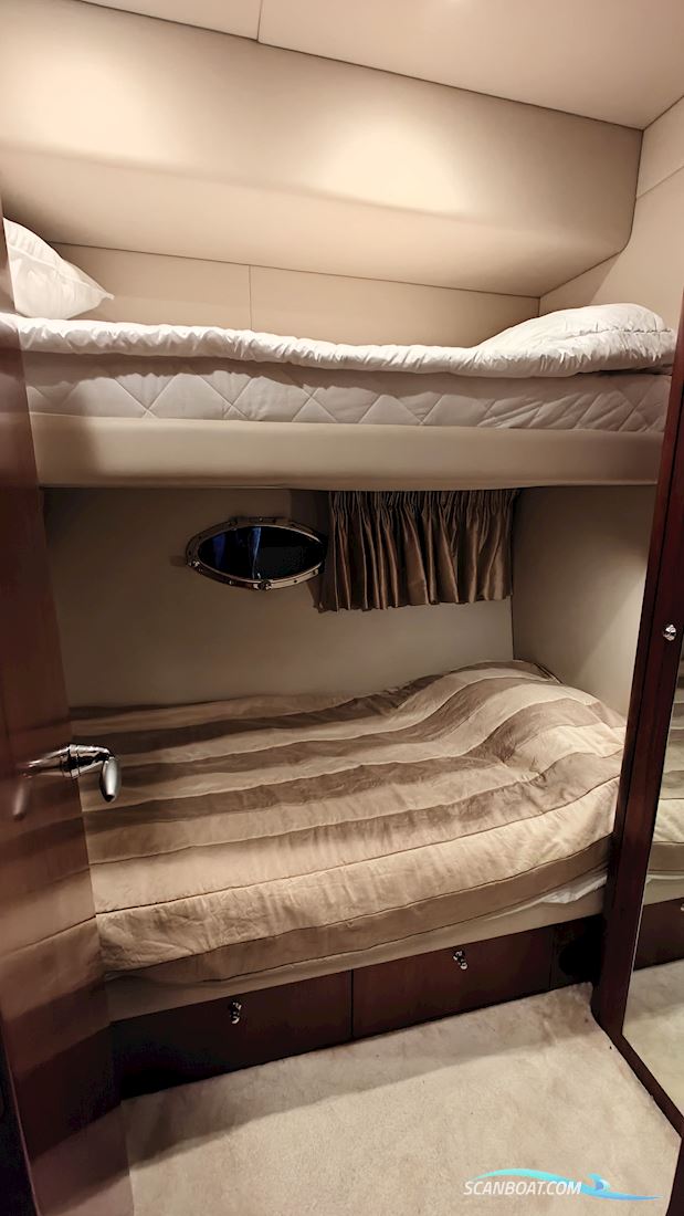 Sunseeker Predator 62