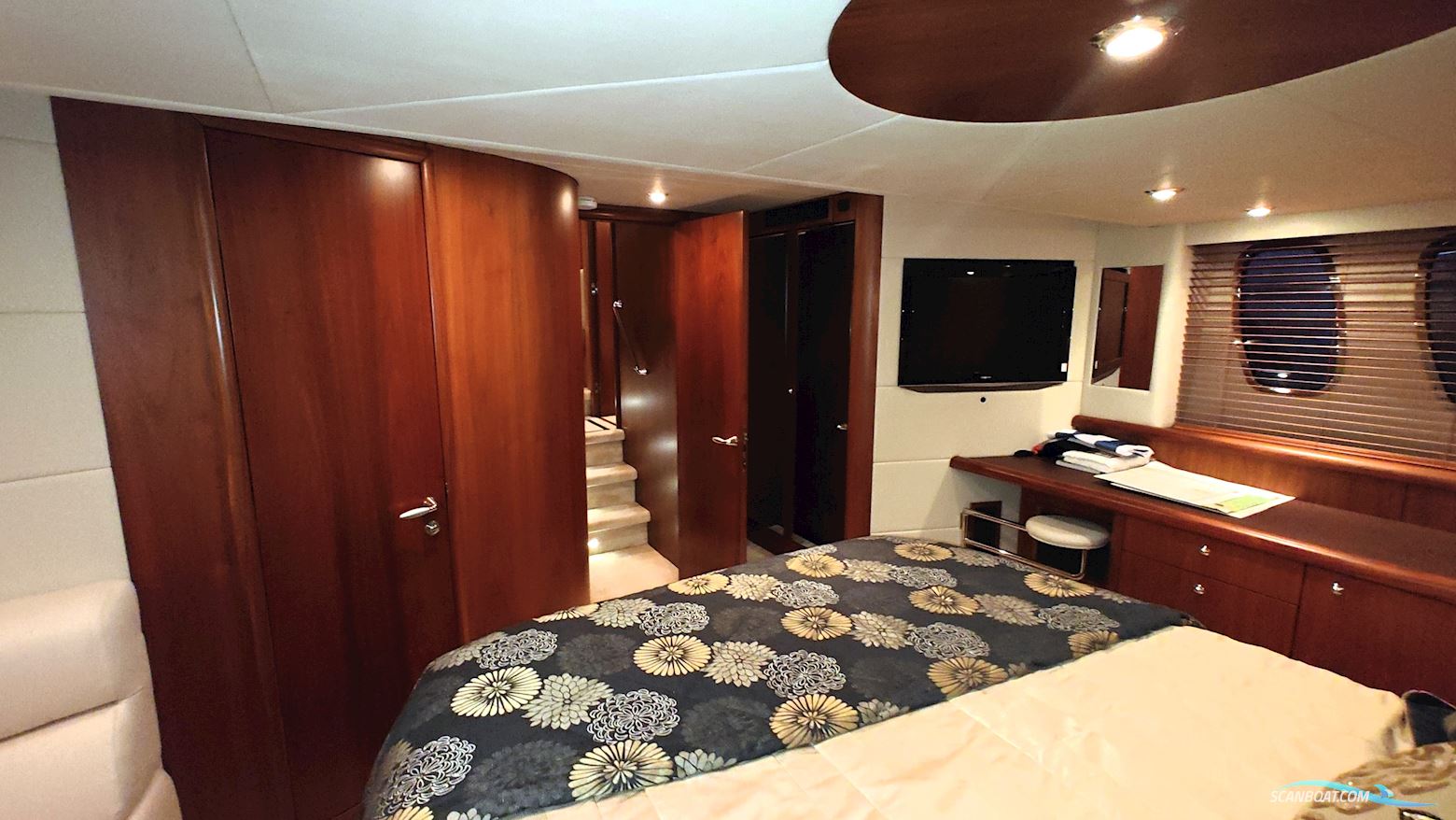 Sunseeker Predator 62