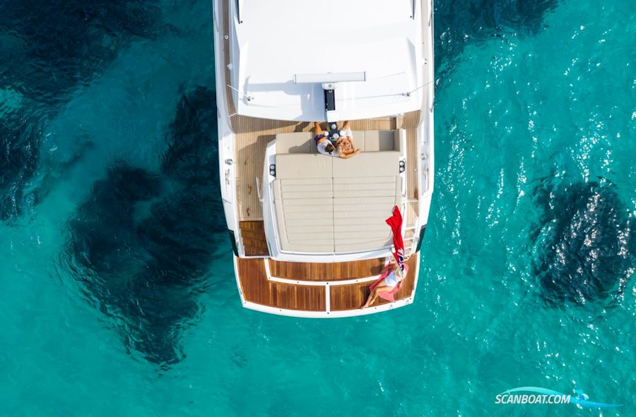 Sunseeker Predator 74