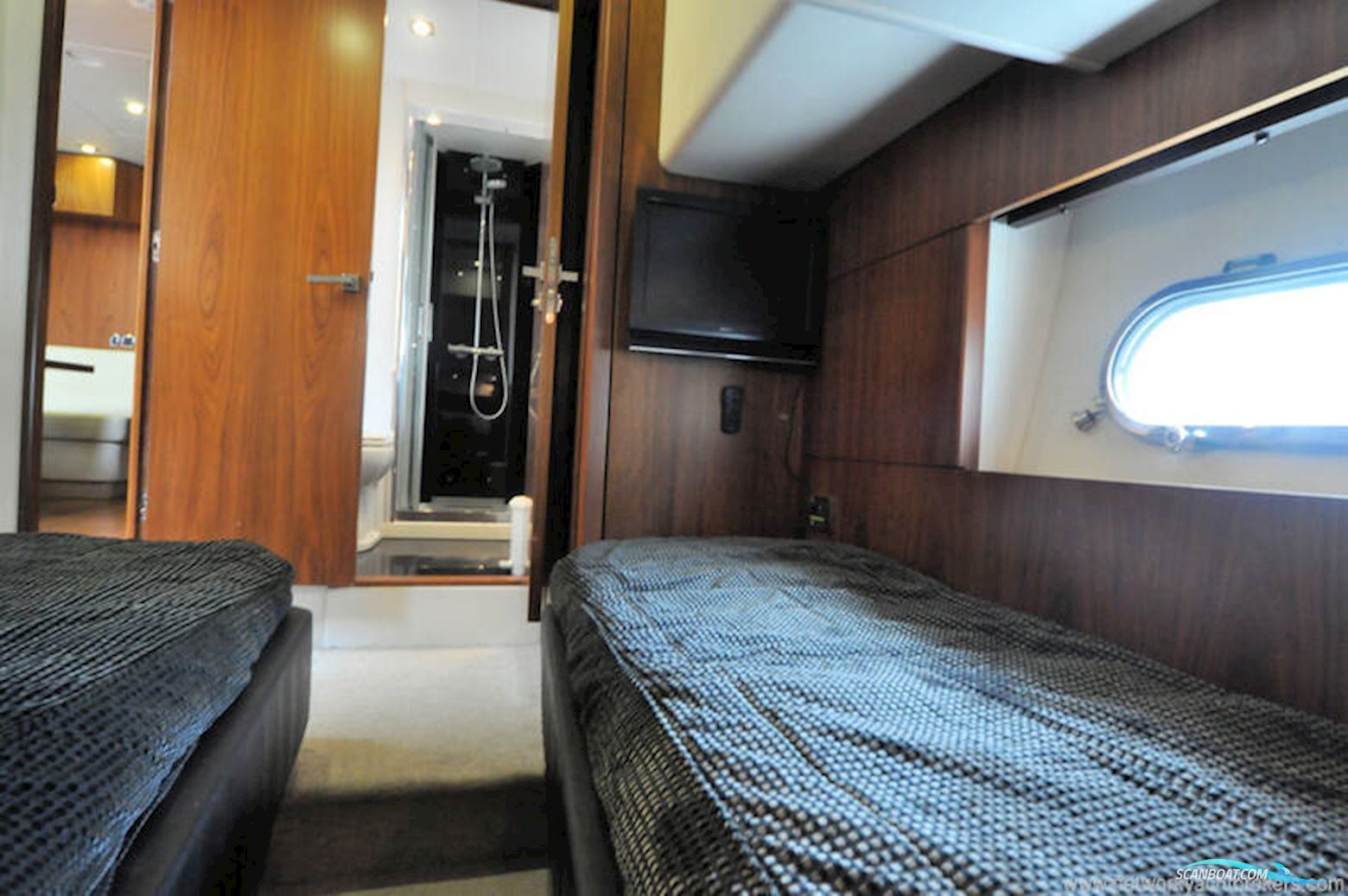 Sunseeker Predator 74