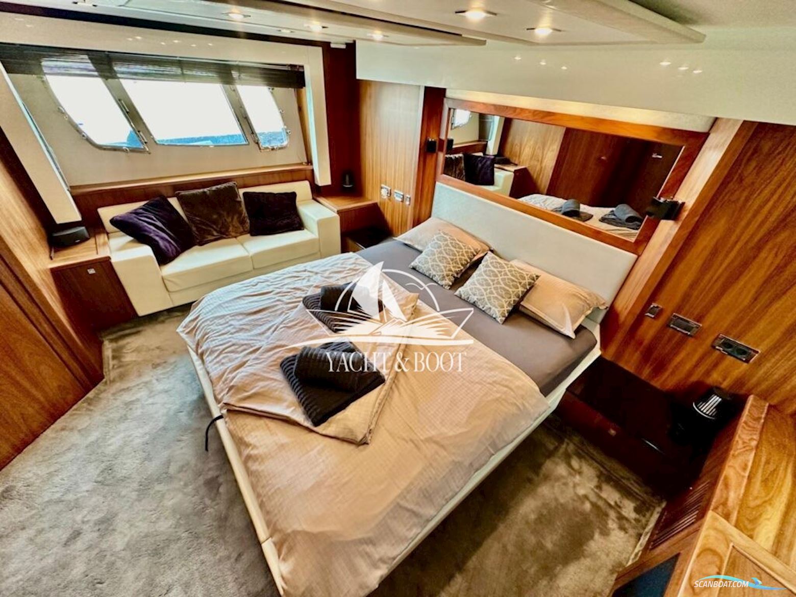 Sunseeker Predator 74 Sports Fly