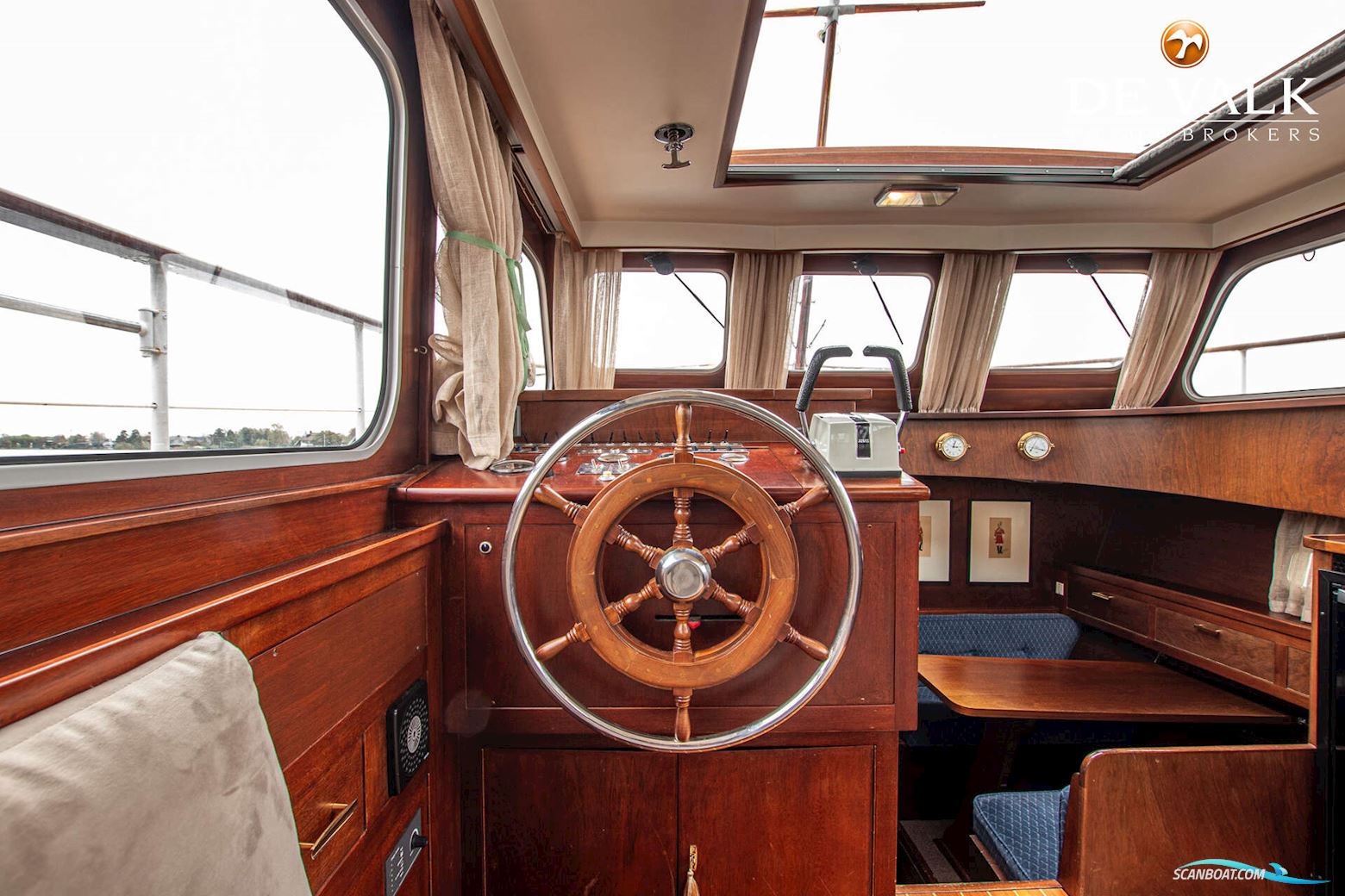 Super Van Craft 1160