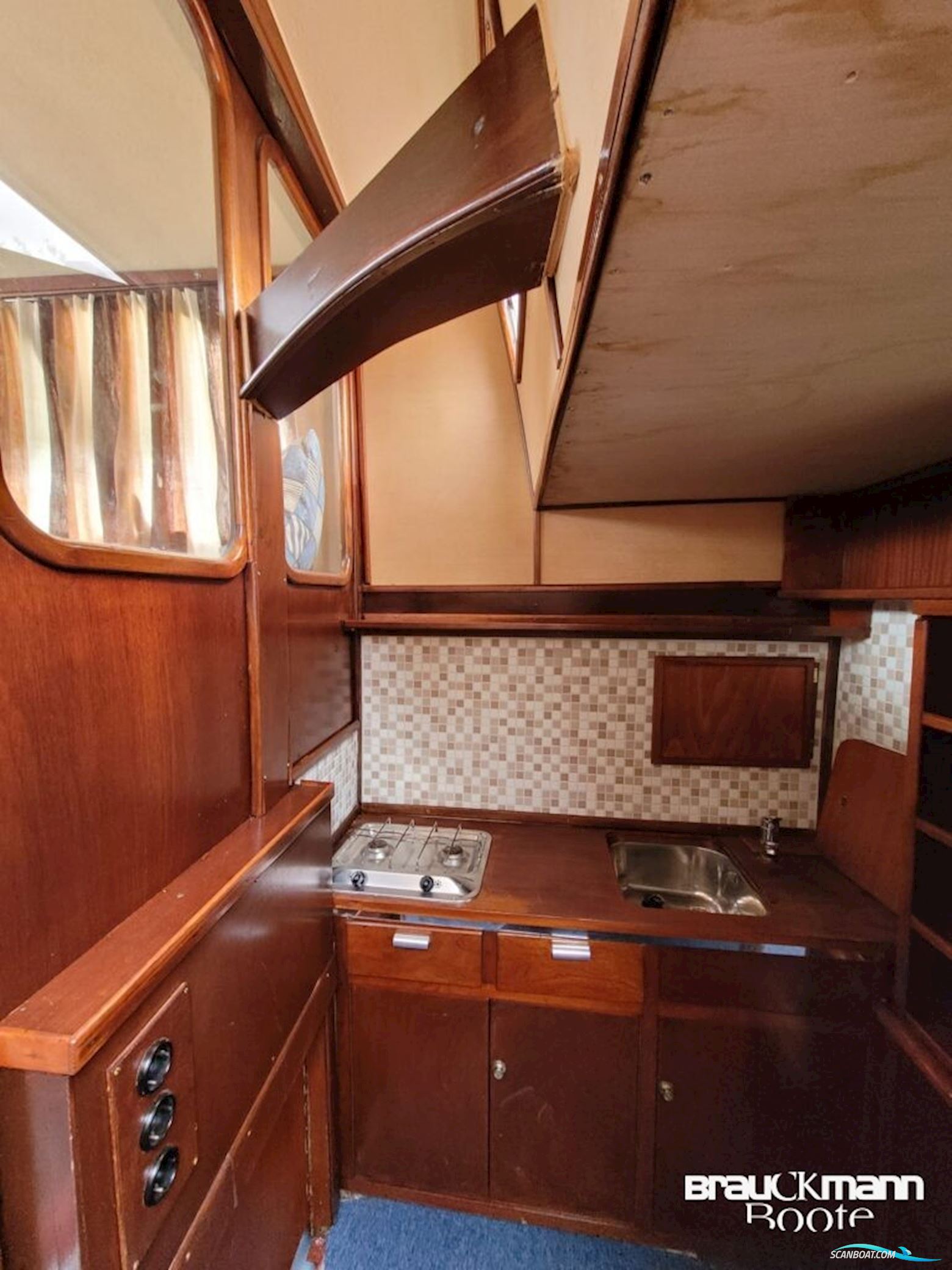 Super Van Craft 1200