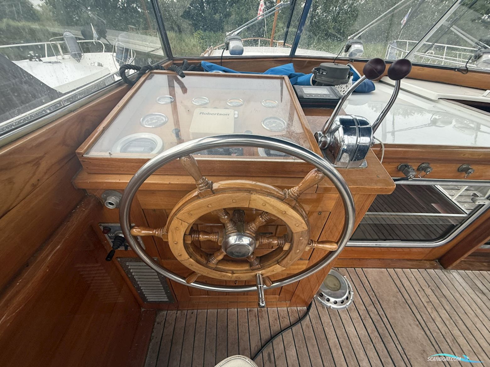 Super Van Craft 1320