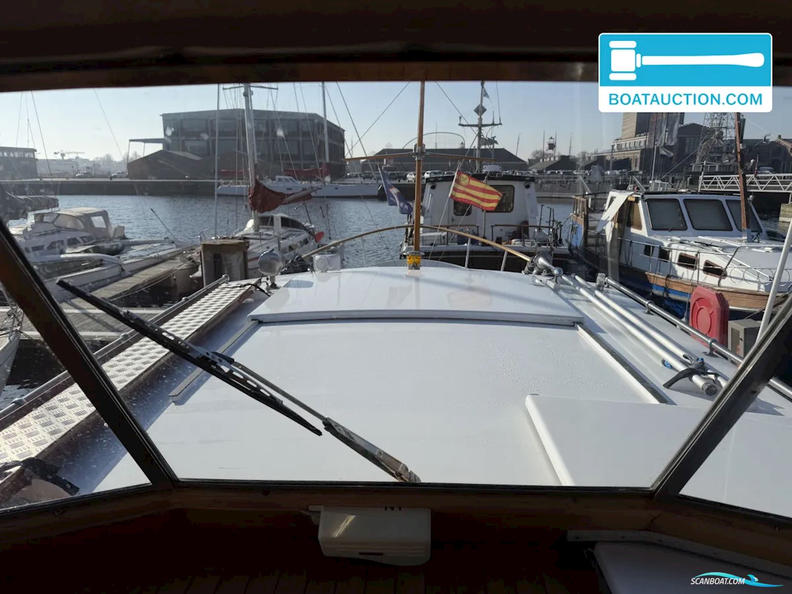 Super Van Craft 13.50