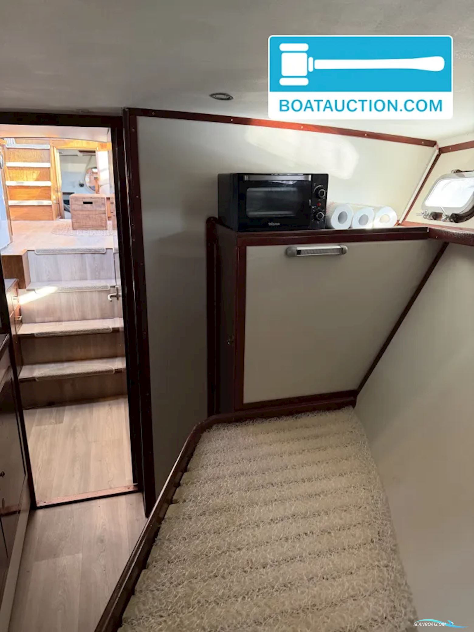 Super Van Craft 13.50