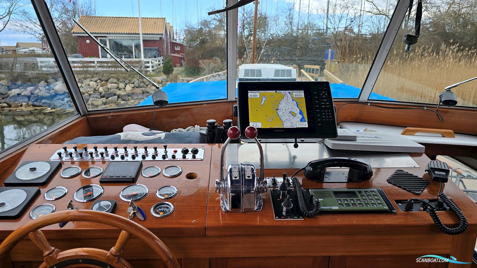 Super Van Craft 13.80