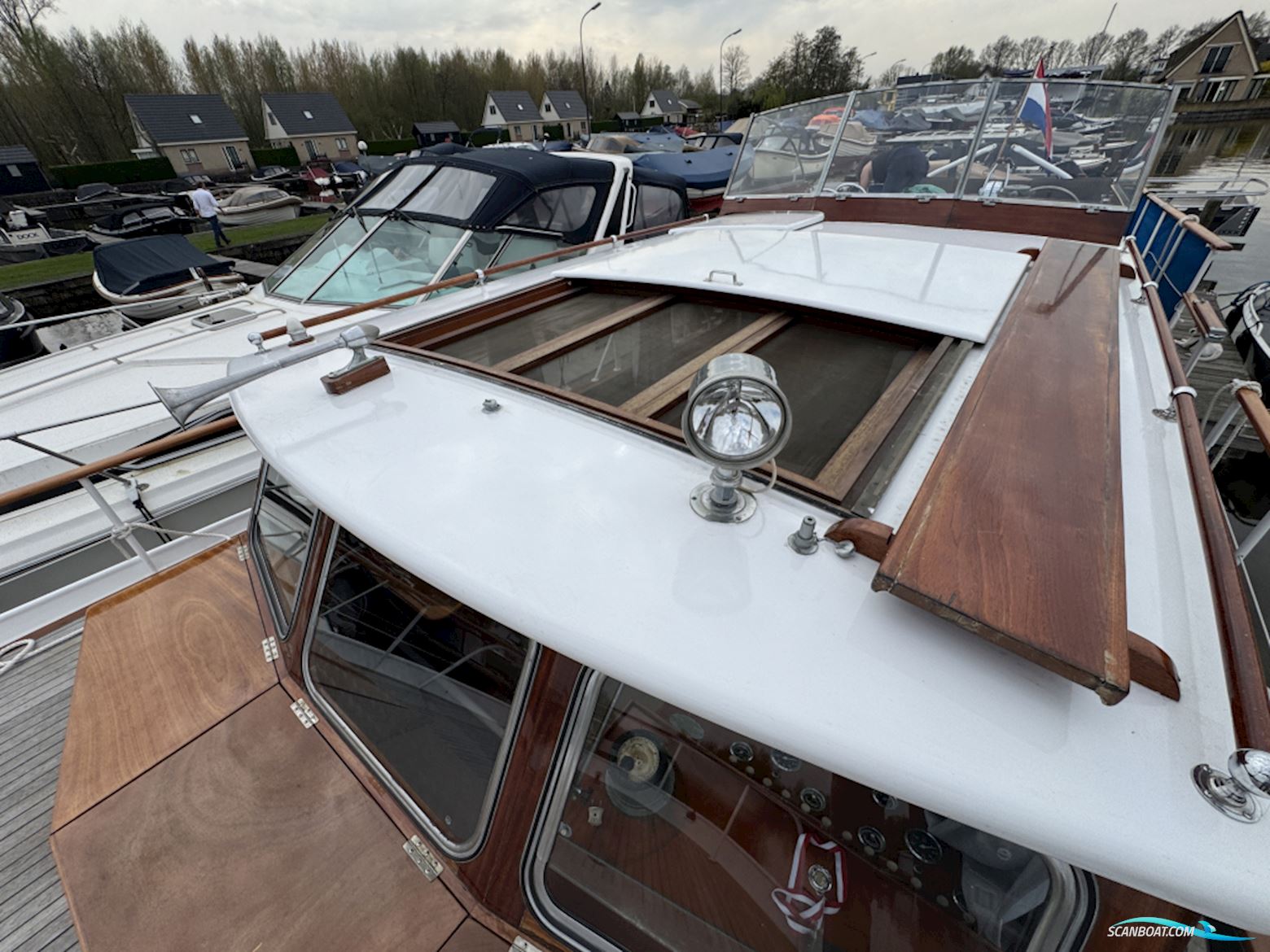 Super Van Craft 13,80