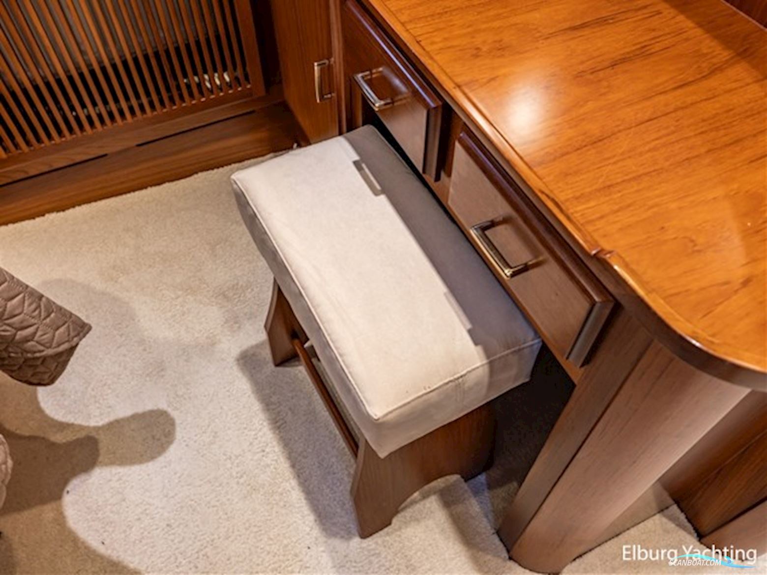 Super Van Craft 14.95 - France Proof