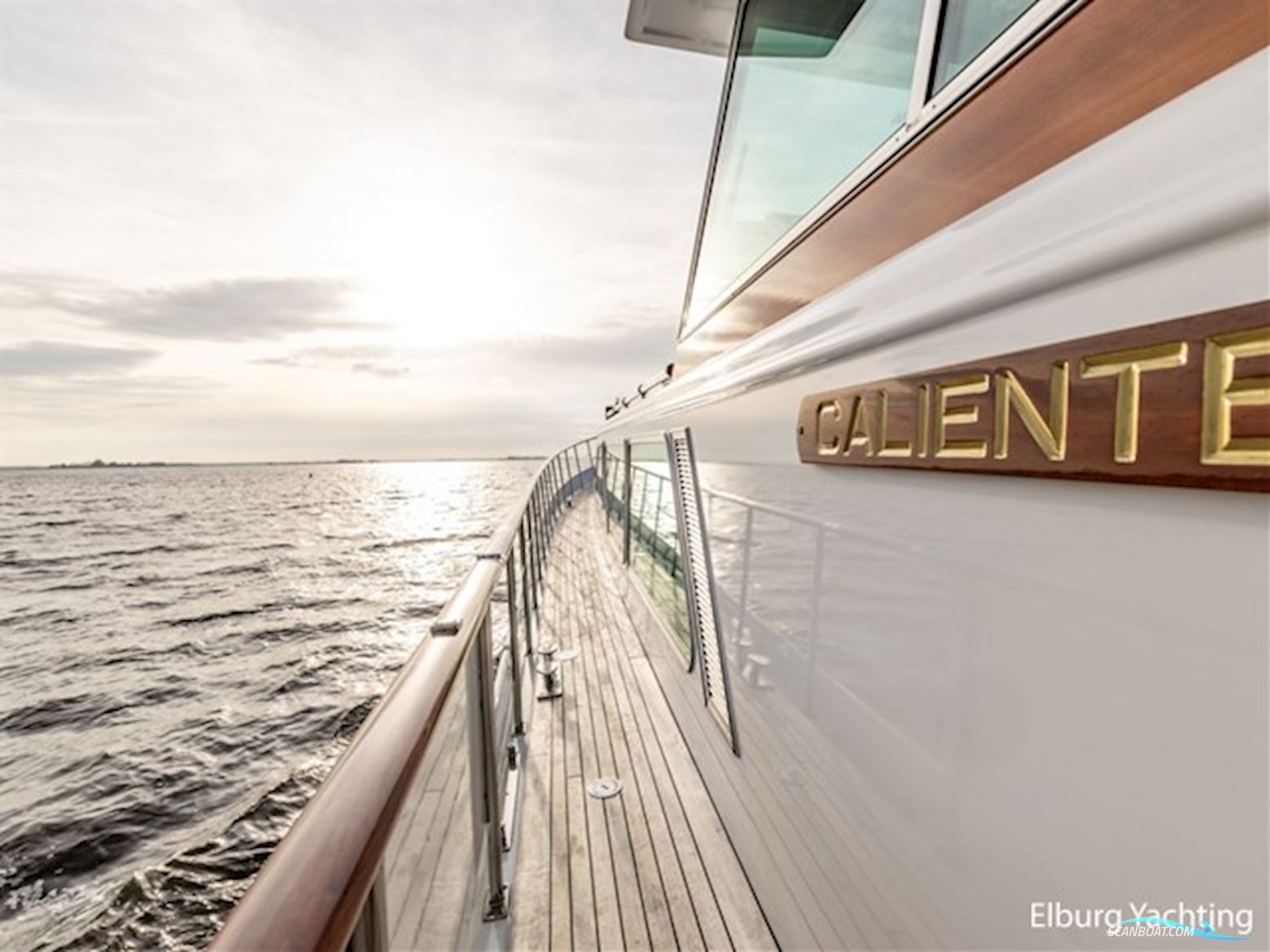 Super van Craft 18.60 - Vast Stuurhuis 