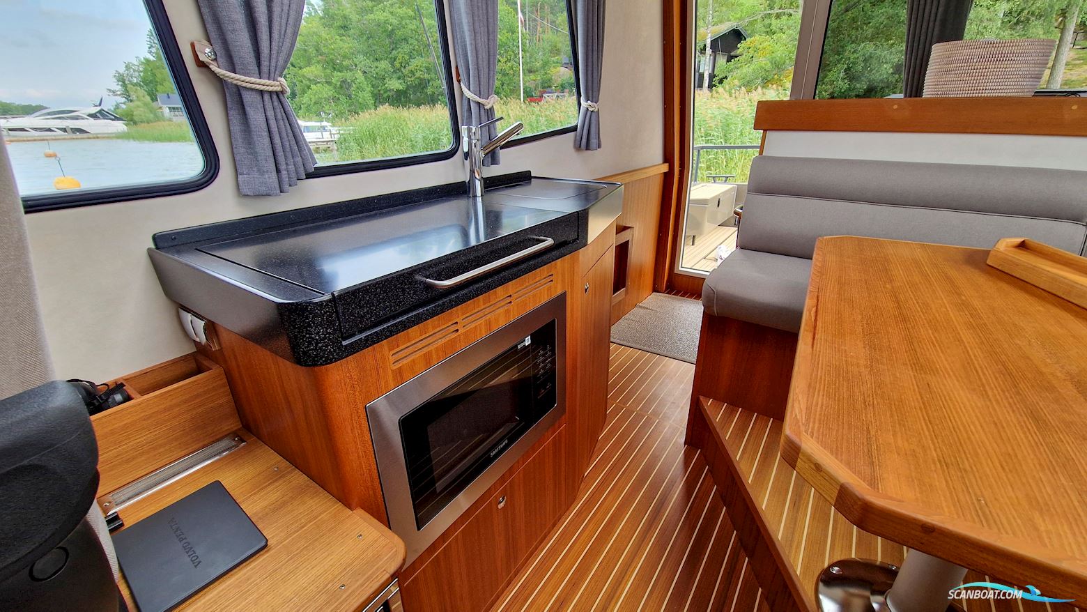 Targa 37 Cfc Aft Door