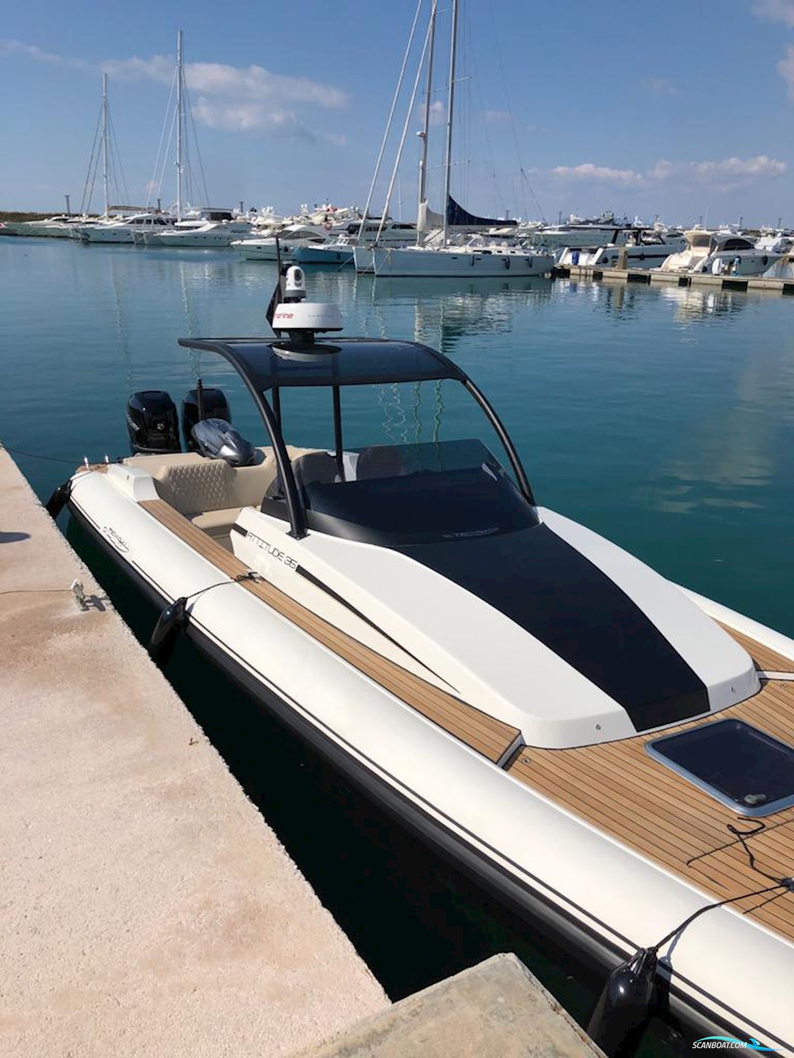 Technohull Attitude 35