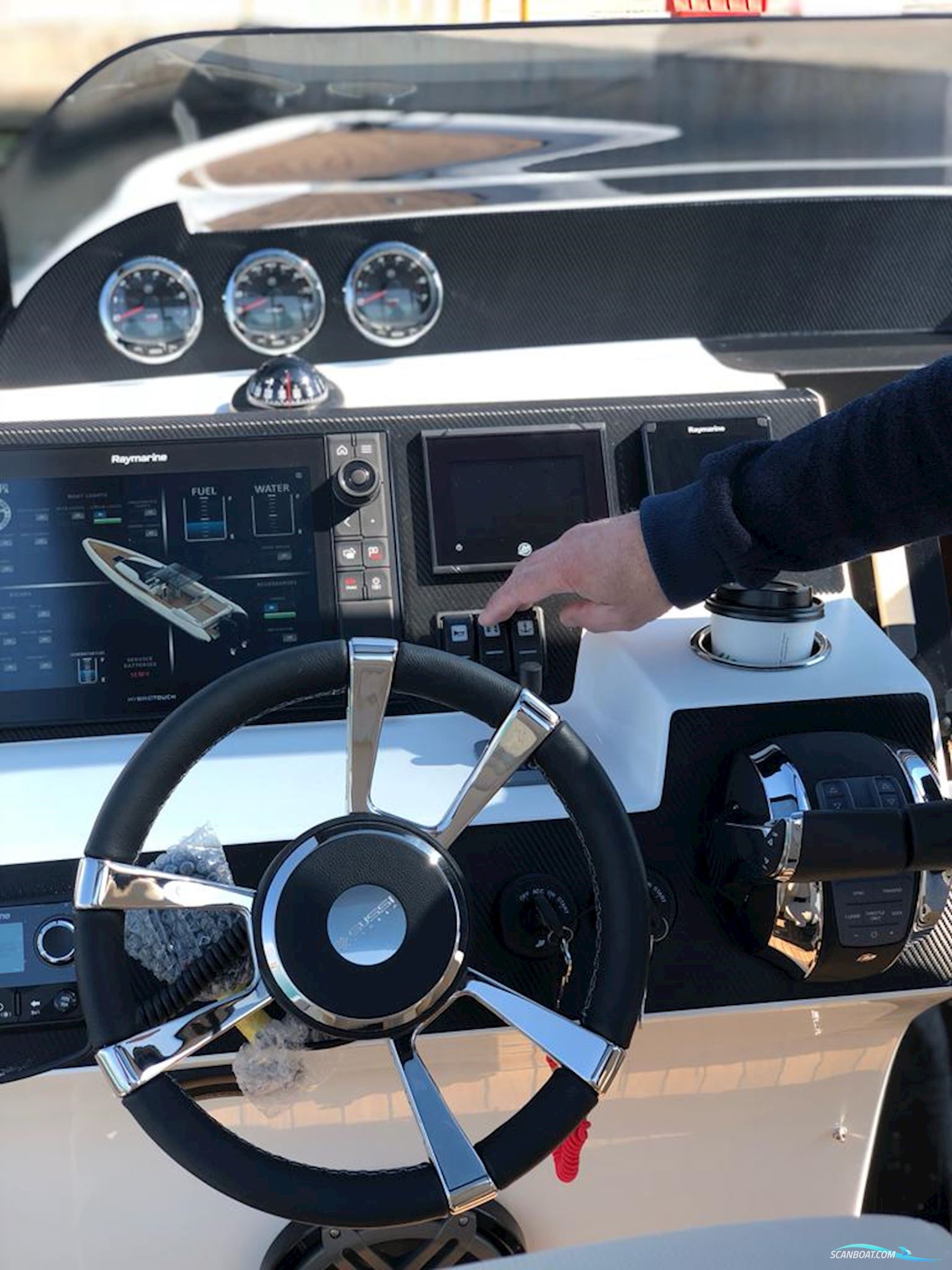 Technohull Attitude 35