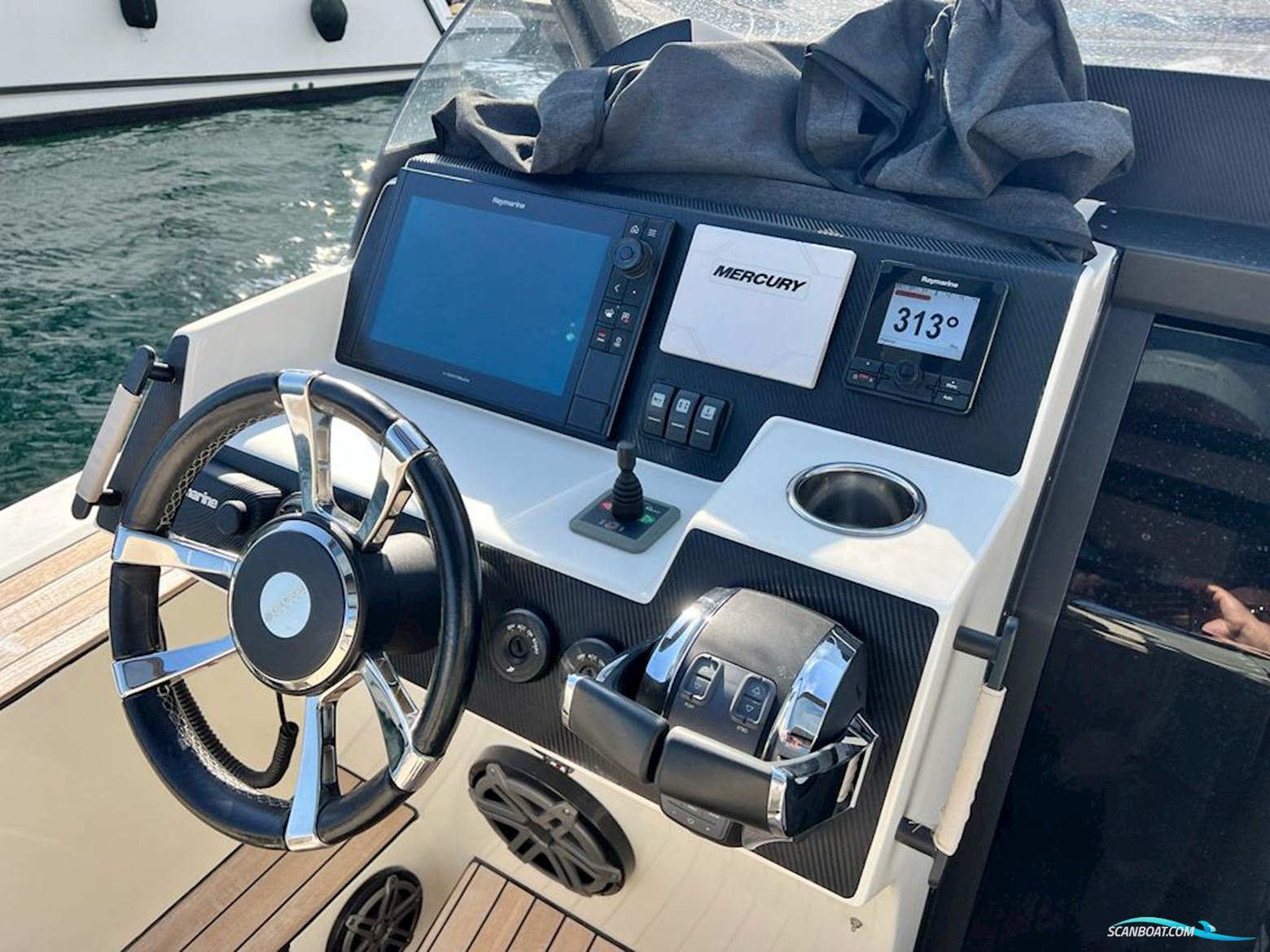 Technohull Attitude 35