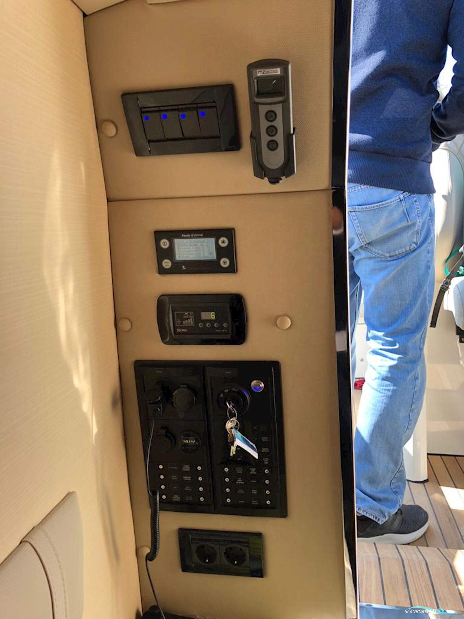 Technohull Attitude 35