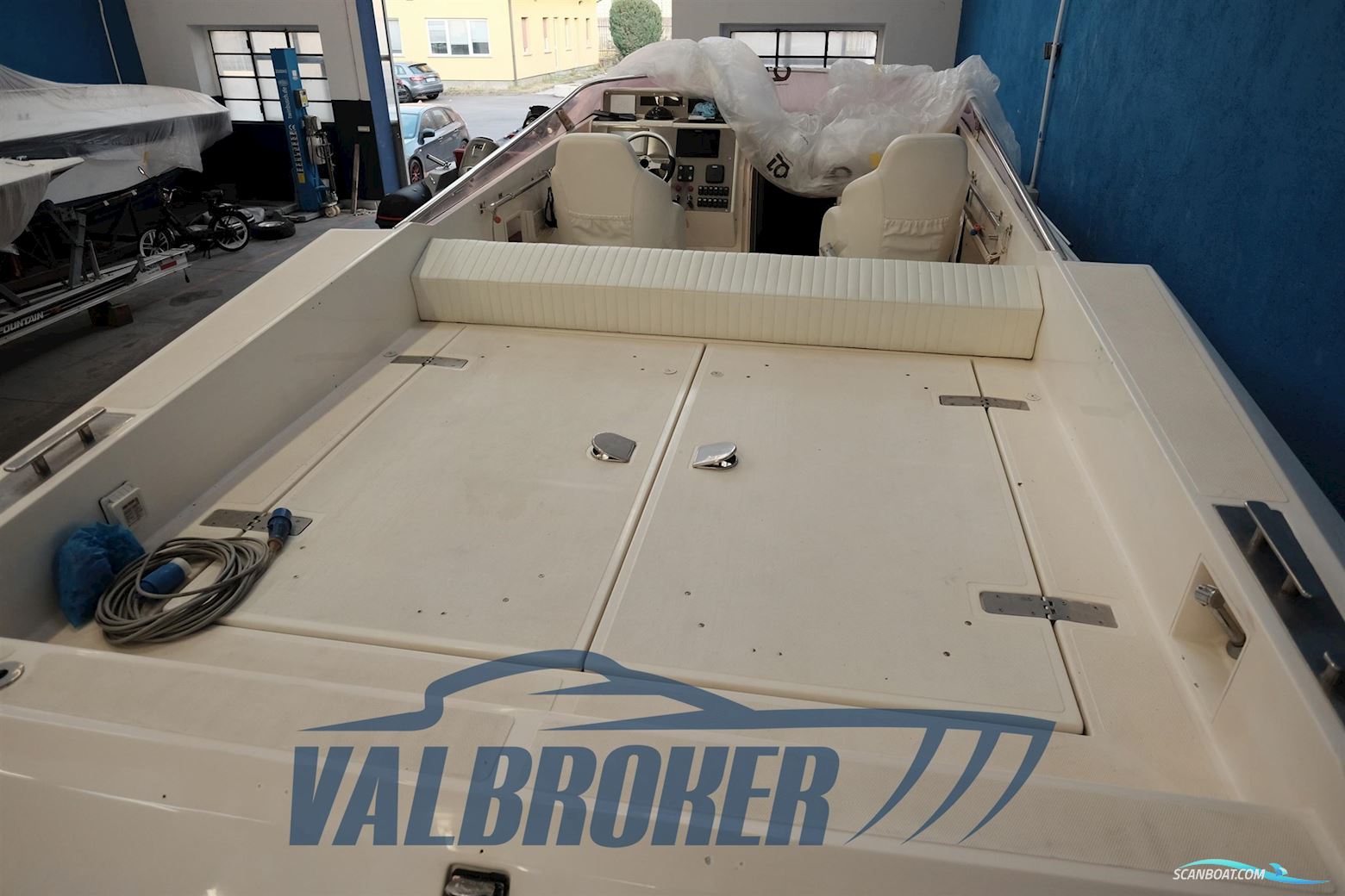 Tecnomar Off Shore 40