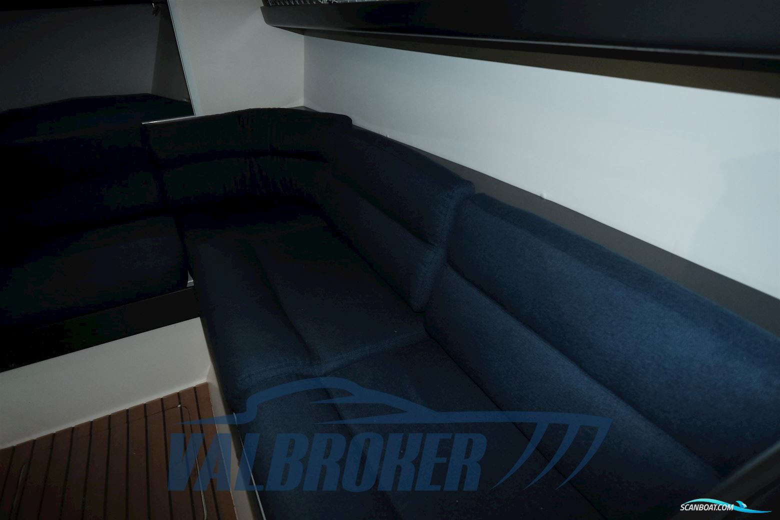 Tecnomar Off Shore 40