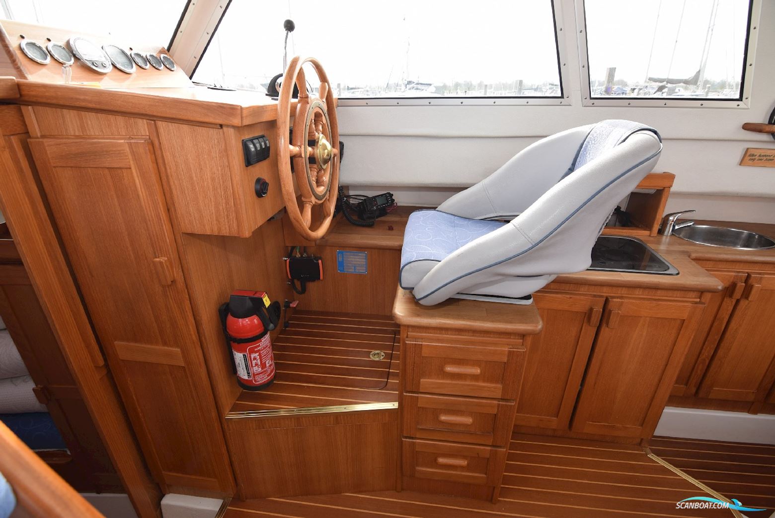 Tekno-Marine Seiskari S-300