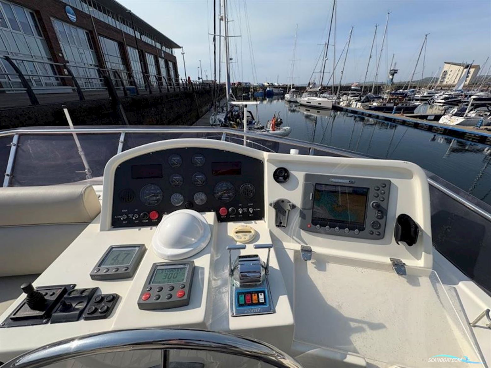 Trader  535 Signature