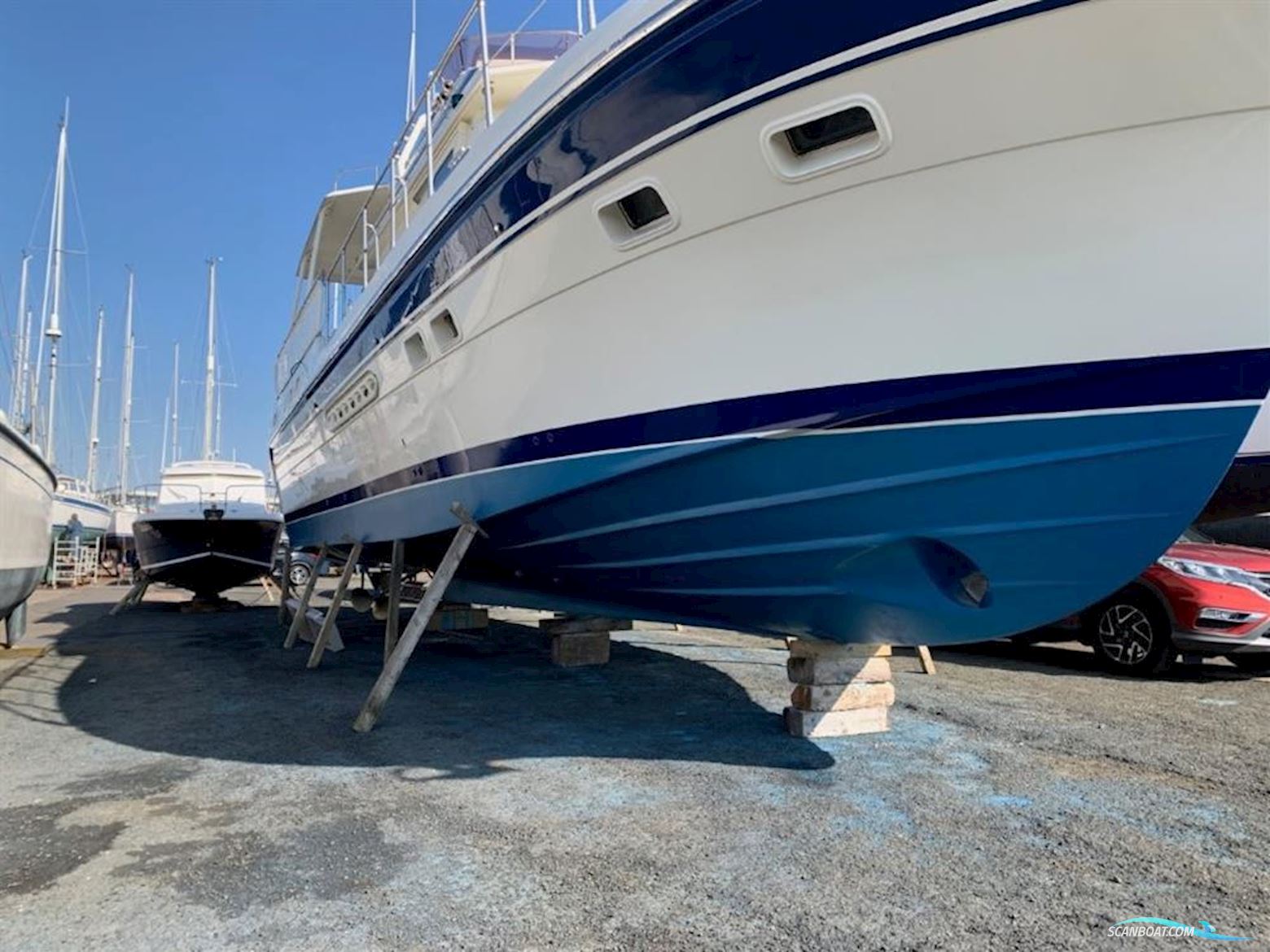 Trader  535 Signature