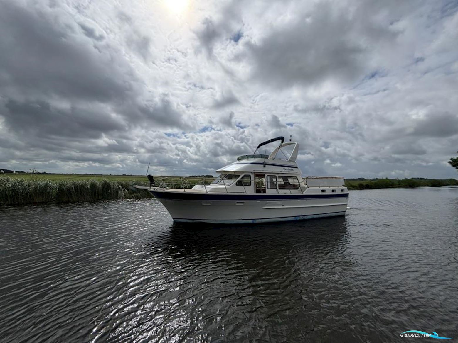 Trader 41+2 Motorboten 1988, met Ford Sea Lion motor, The Netherlands