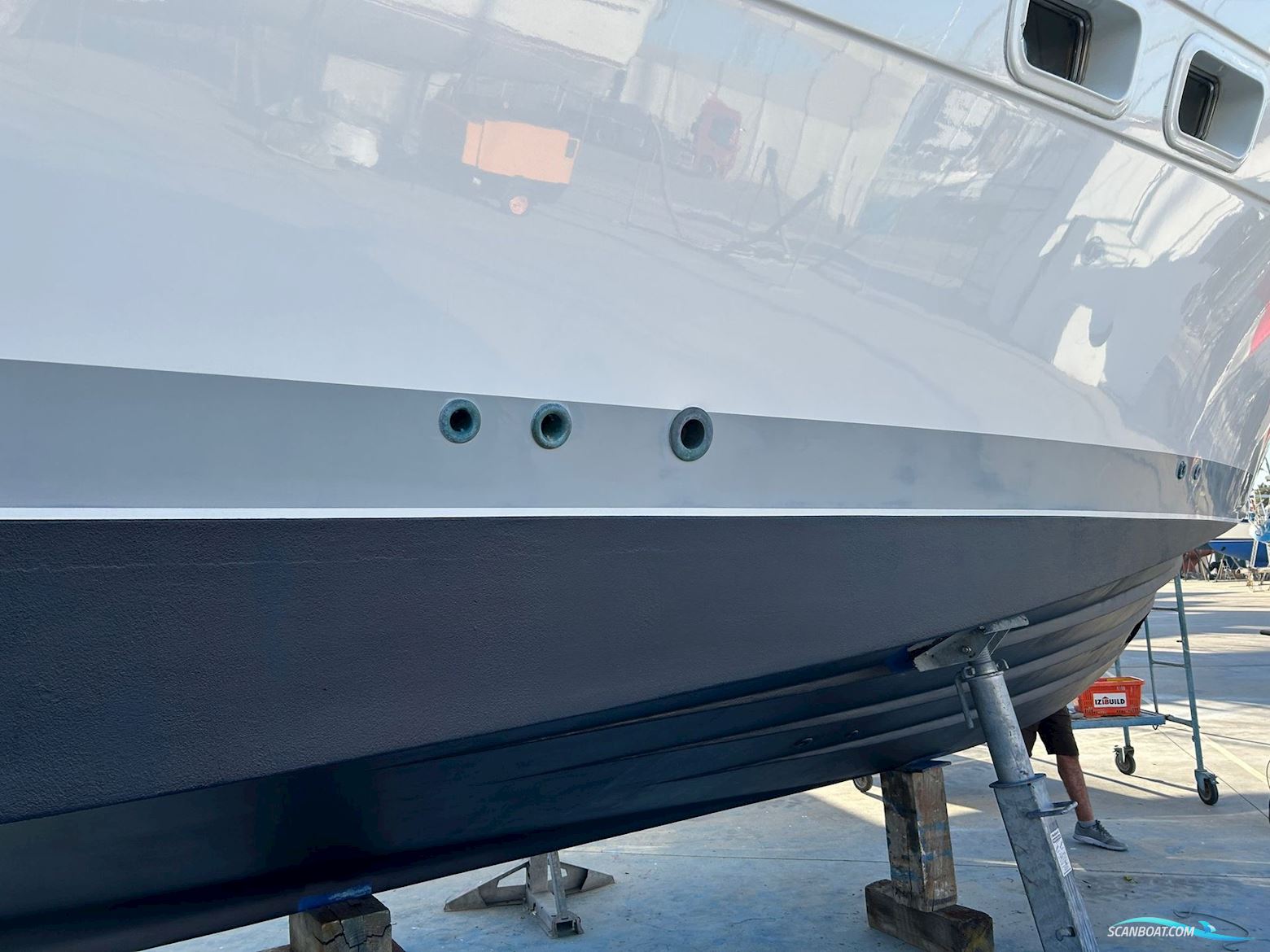 Trader 47 Flybridge  Cruising Motor Yacht or Live Aboard