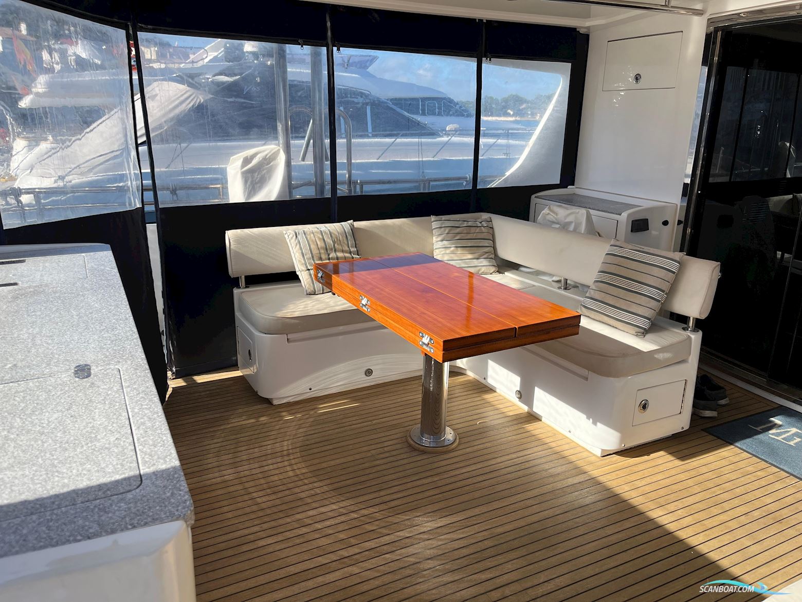 Trader 64 Sunliner