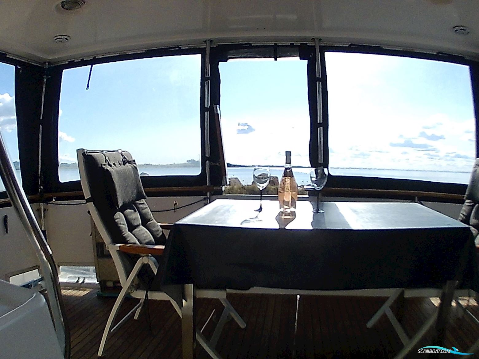 Tradewind 43 Sundeck