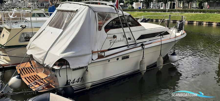 Trojan Yacht 25 Express