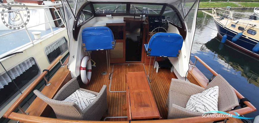 Trojan Yacht 25 Express