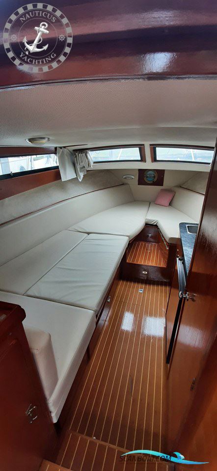 Trojan Yacht 25 Express