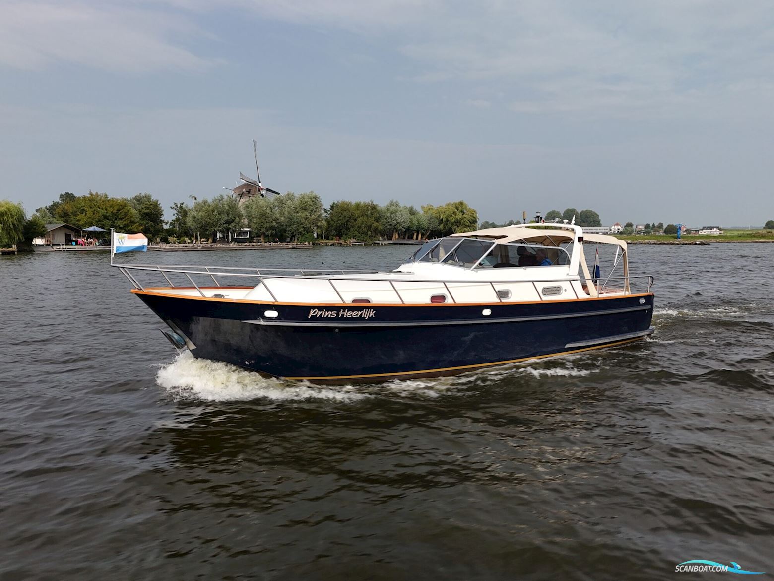 Tryvia 1100 OK Cabrio Spiegeldeur