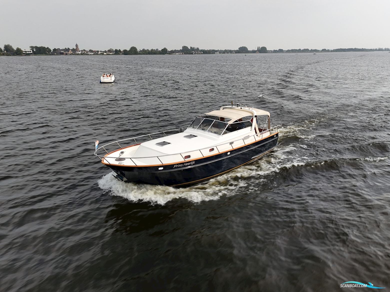 Tryvia 1100 OK Cabrio Spiegeldeur