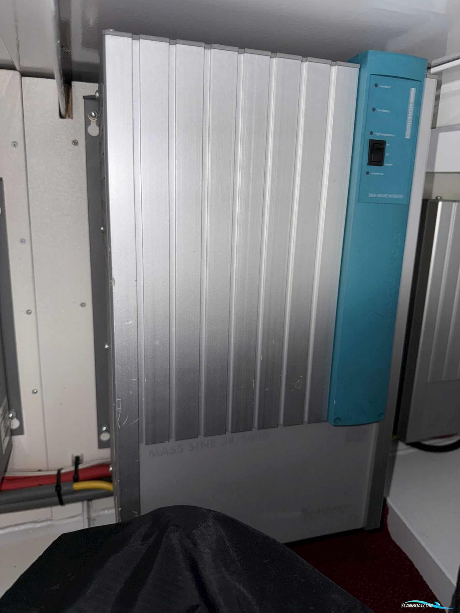 Tryvia 1100 OK Cabrio Spiegeldeur