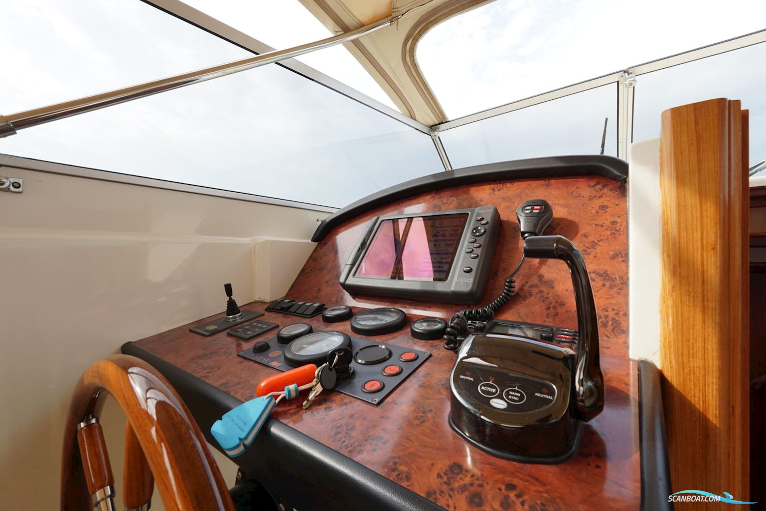 Tryvia 1100 OK Cabrio Spiegeldeur