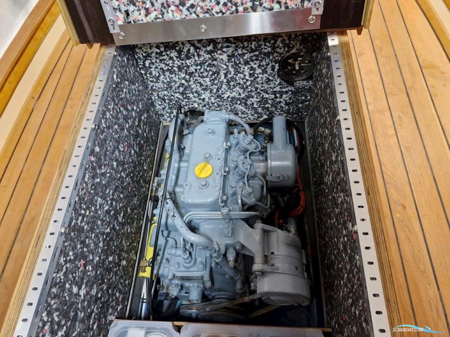 TUCKER BOOT TUCKER BOAT