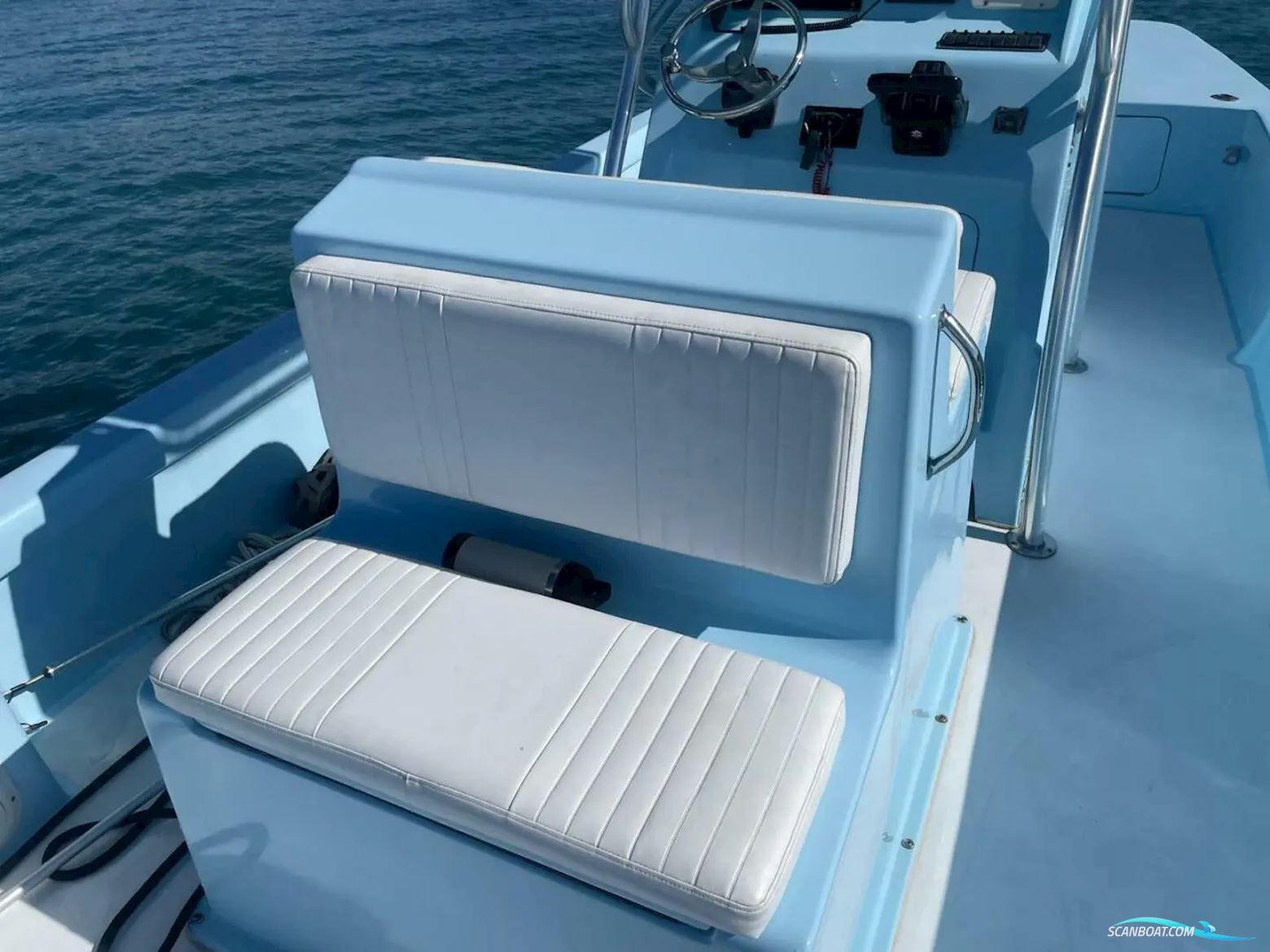 Twin Vee 26 Blue Fin