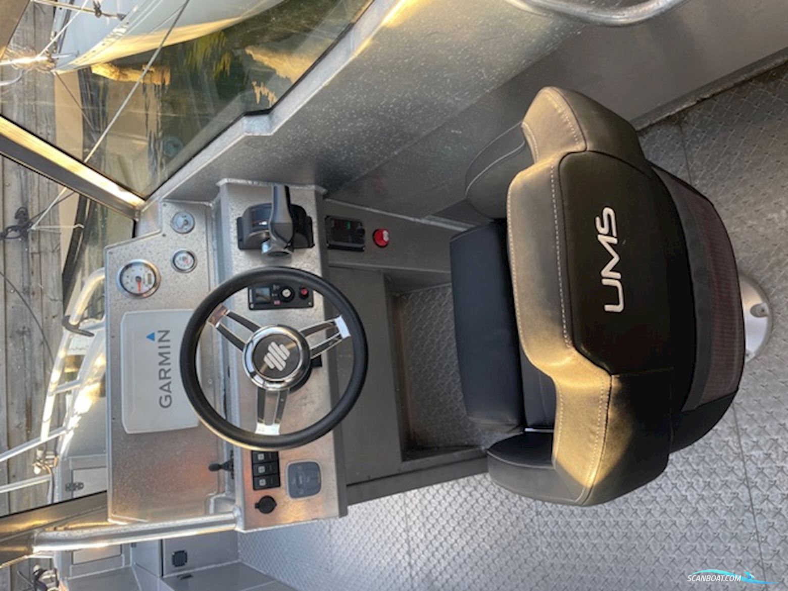 UMS Marin / Tuna Ums 805 Dc