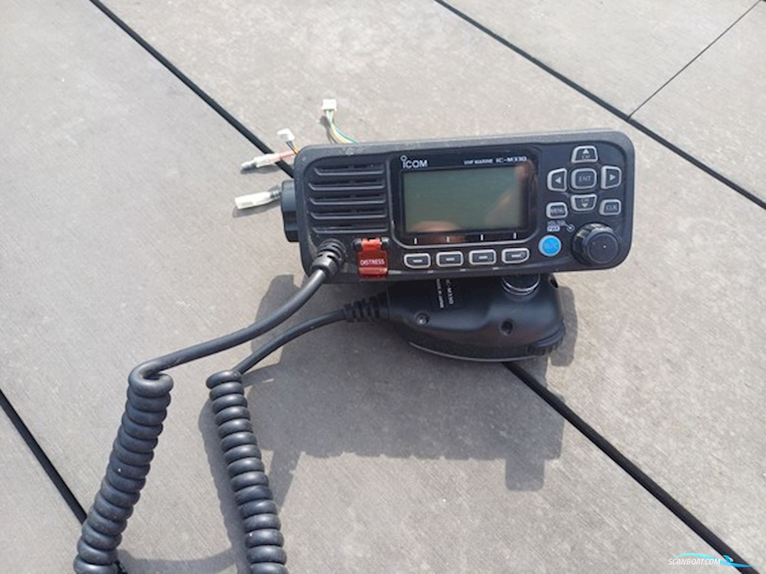 Uttern 560 MR ( sat 10.000.- ned )